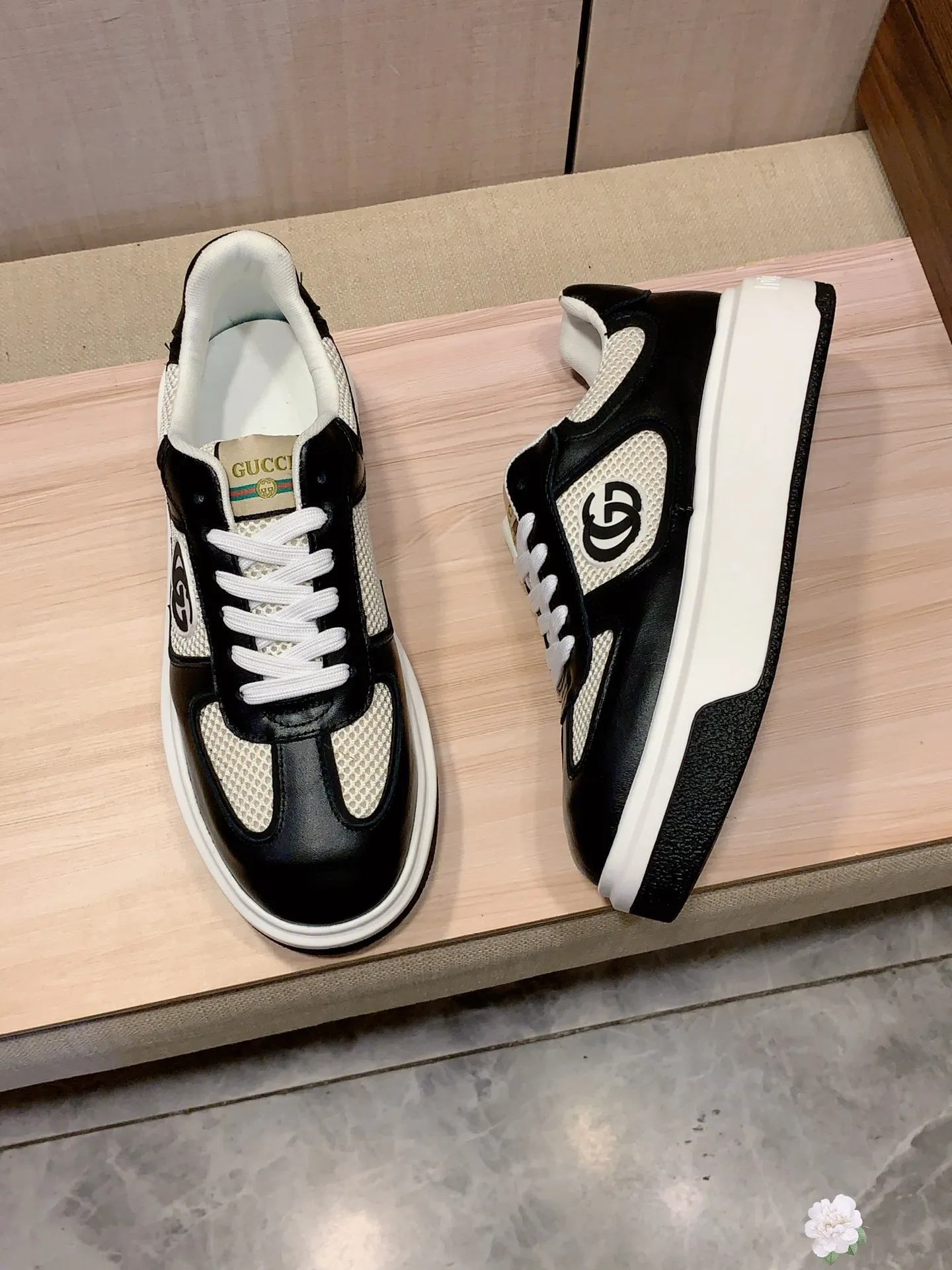 Men's men's shoes💰460💰💰🎩🎩[Lightning][Lightning] "Gucci*" The latest • popular casual shoes, top brand [seduce] luxury ~ purchasing agency, top ~ quality. [Strong] The upper is made of imported breathable cowhide with material ➕ breathable sheepskin feet (•) and fine workmanship. The original stylish and stylish soft rubber wear-resistant and non-slip outsole is light and comfortable on the feet. The real thing looks better when photographed in person. 0127: code: 38-44, 2️⃣ colors selected